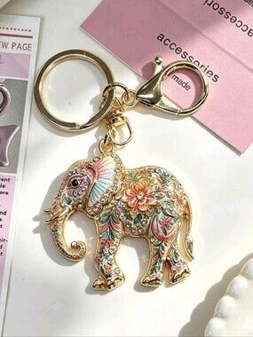 Beautiful Elephant Bag Charm/ Keychain NEW